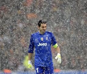 开云官方平台-当安哥拉一波流遇见德布劳内时刻，论唯一性胜利的两种形态