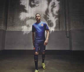 开云体育官方网站-当东方巨龙点燃赛场，马龙式坚韧与波兰队完胜英格兰的启示