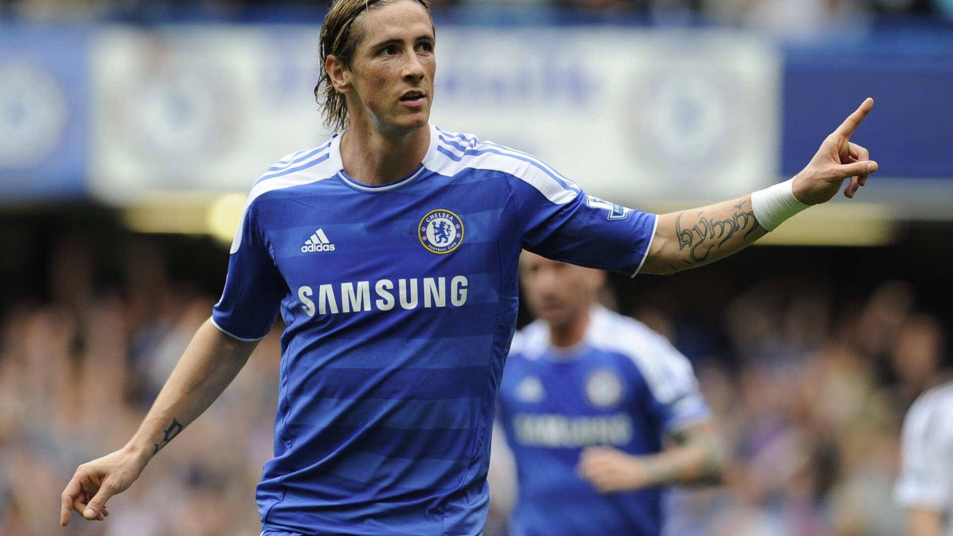 哥斯达黎加对阵乌拉圭,当团队足球遇上哈兰德式的硬仗之王精神